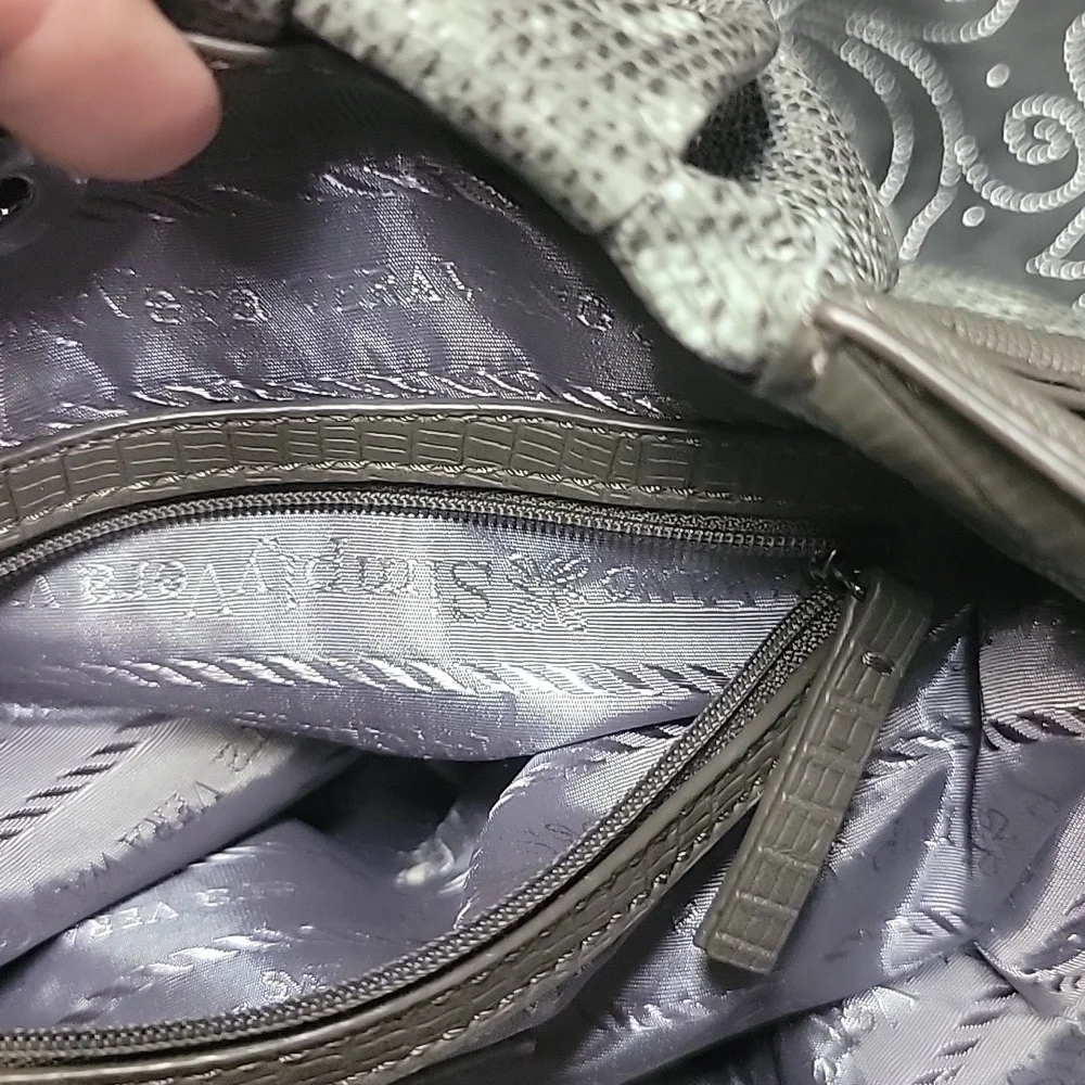 Simply Vera Light mint with grey purse. - Picture 9 of 11